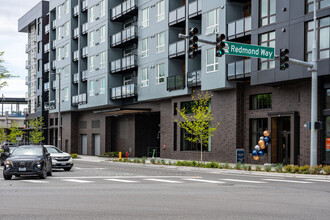 Manhattan Square in Redmond, WA - Building Photo - Building Photo