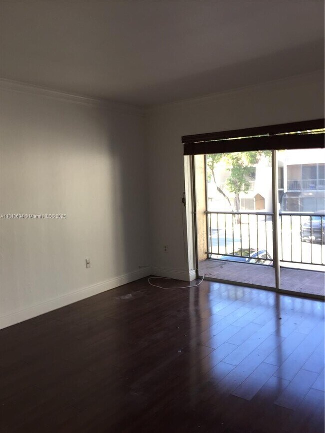 7907 SW 104th St in Miami, FL - Building Photo - Building Photo