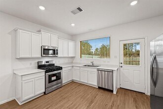 19316 Villa Mesa Dr in Roman Forest, TX - Building Photo - Building Photo
