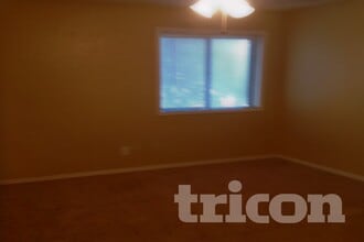 5513 Galaxie Rd in Garland, TX - Building Photo - Building Photo