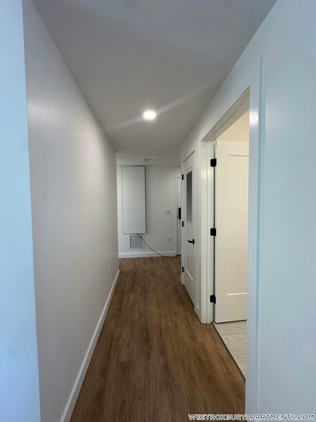 199 Gardner St in Boston, MA - Foto de edificio - Building Photo