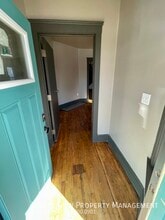 2043 W 101st St in Cleveland, OH - Foto de edificio - Building Photo