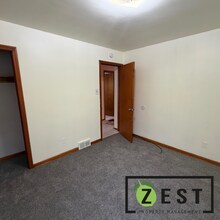 16801 Collingham Dr in Detroit, MI - Building Photo - Building Photo