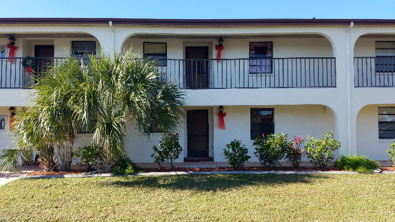 87 Boundary Blvd in Rotonda West, FL - Building Photo