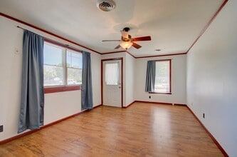 1112 N Joliet St in Wilmington, IL - Building Photo - Building Photo