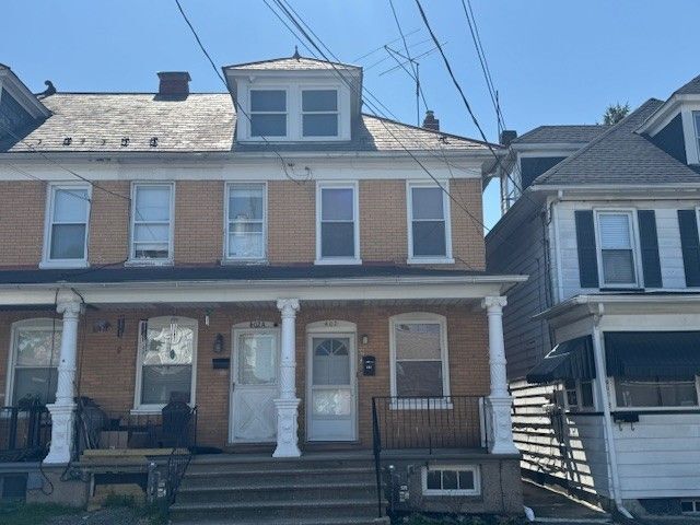 402 Thomas St in Phillipsburg, NJ - Building Photo