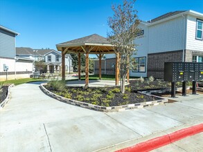 6217 Roby Dr in Arlington, TX - Building Photo - Building Photo