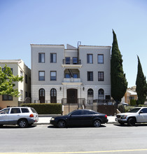 Heliotrope Apartments in Los Angeles, CA - Building Photo - Building Photo