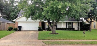 519 Southwood Dr in Bossier City, LA - Building Photo