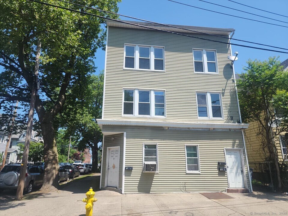 101 Woolsey St-Unit -2 in New Haven, CT - Building Photo