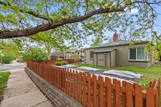 2485 Meade St in Denver, CO - Building Photo - Building Photo