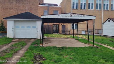 114 Dickson St in Duryea, PA - Building Photo - Building Photo