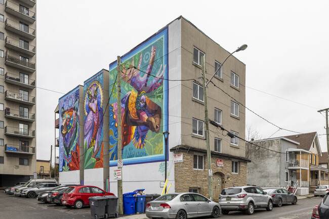 88 Frontenac St in Gatineau, QC - Building Photo - Primary Photo