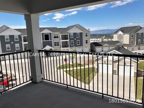 14642 Bloom Dr in Herriman, UT - Building Photo - Building Photo