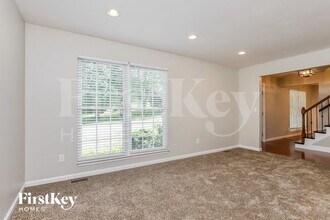 1387 Still House Creek Rd in Chesterfield, MO - Building Photo - Building Photo