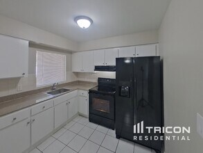 708 Lakewood Ave in Tampa, FL - Building Photo - Building Photo