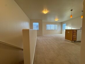 11540 Grand Cyn Lp in Anchorage, AK - Building Photo - Building Photo