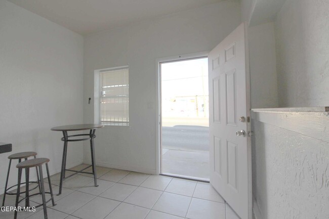 601 N Copia St in El Paso, TX - Building Photo - Building Photo