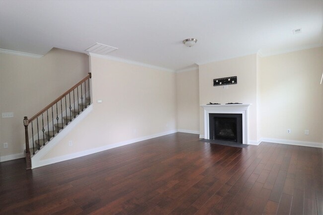 2042 Sinclair Trce in Burlington, NC - Building Photo - Building Photo