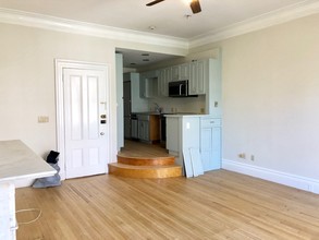 265 Beacon St, Unit 33 in Boston, MA - Foto de edificio - Building Photo