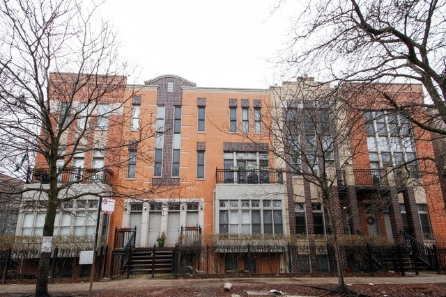 property at 1503 W Diversey Pkwy