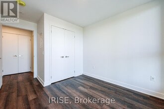 3030 Pharmacy Ave in Toronto, ON - Building Photo - Building Photo