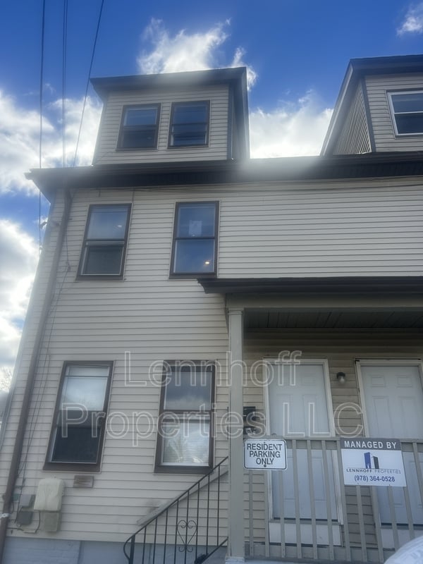 property at 31 Hilton St