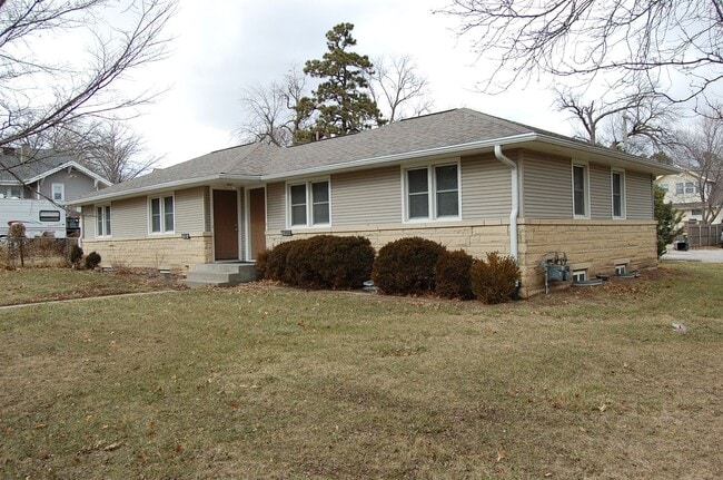 property at 4630 Starr St