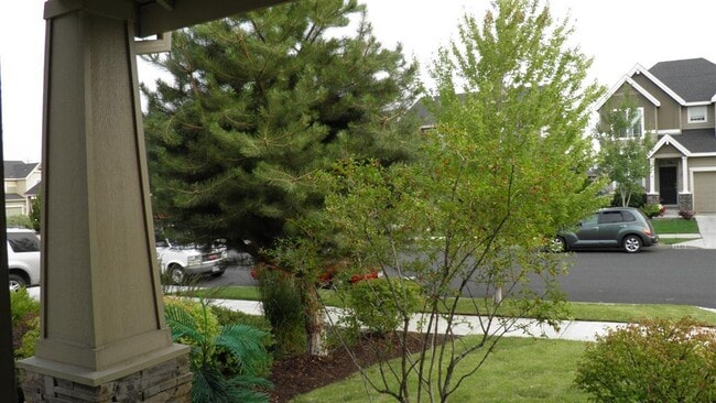 2867 NE Sedalia Loop in Bend, OR - Building Photo - Building Photo