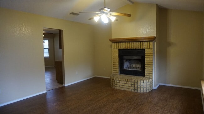 2208 Woodlands Dr in Killeen, TX - Building Photo - Building Photo