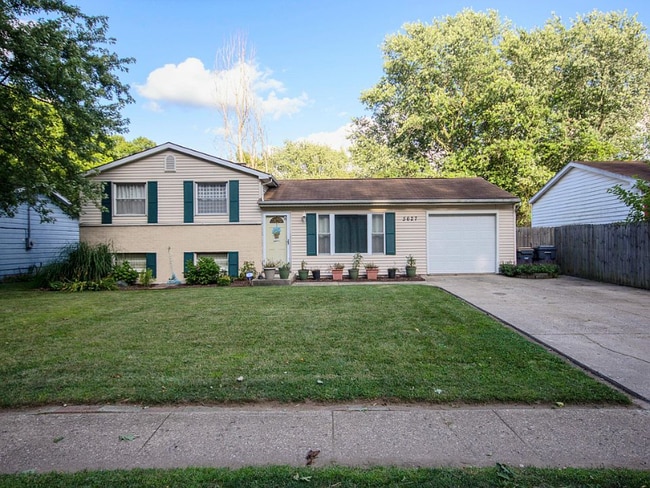 property at 5627 S Sprinkle Rd