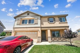 6958 Stanza Ct in Fontana, CA - Building Photo