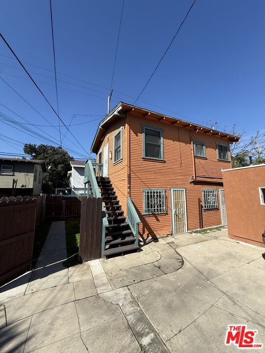 property at 1111 1/2 Orizaba Ave