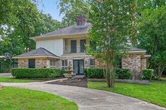 663 Ravensworth Dr in Conroe, TX - Building Photo - Building Photo