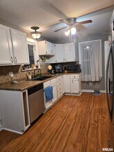 815 Morris St in Washington, IL - Building Photo - Building Photo