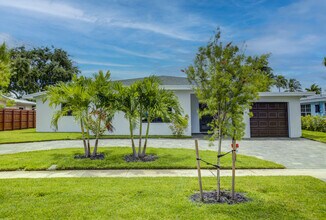 280 SE 9th St in Pompano Beach, FL - Building Photo - Building Photo