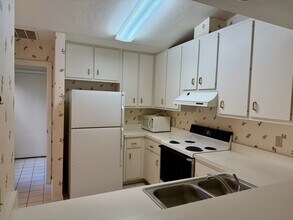 3709 NW 58th Pl in Gainesville, FL - Building Photo - Building Photo