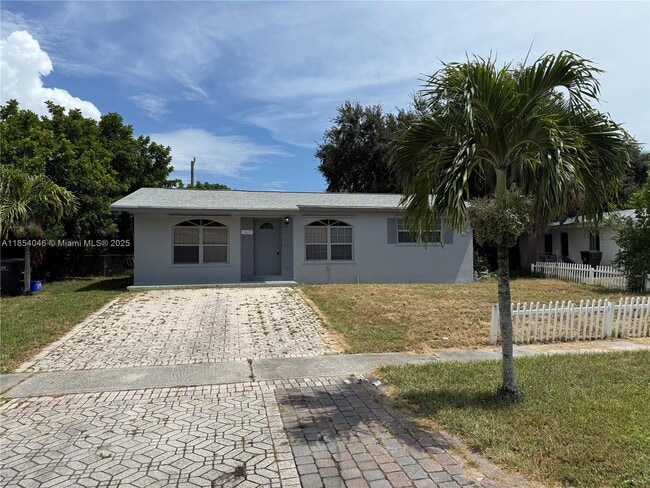 property at 1619 43rd St