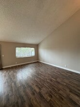 5323 Barrymore Dr in Oxnard, CA - Building Photo - Building Photo