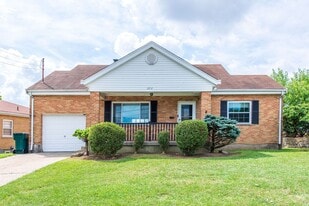 2652 Mountville Dr in Cincinnati, OH - Building Photo