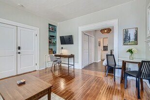 1073 N Downing St in Denver, CO - Building Photo