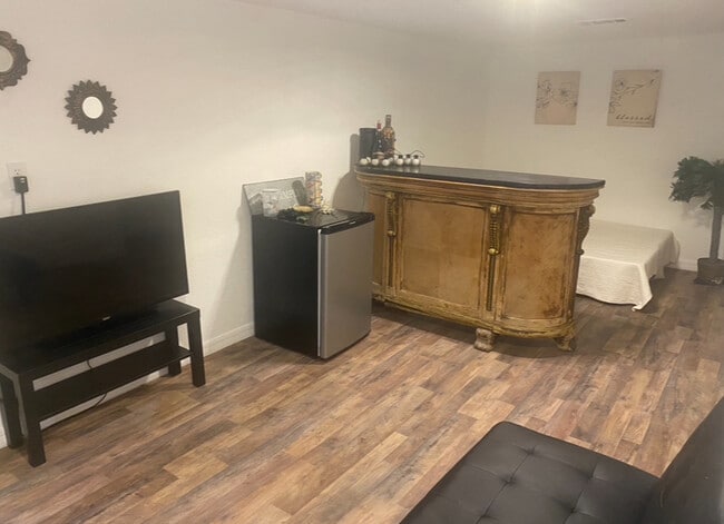 102 Lamplighter Rd, Unit Gina, Unit Gina