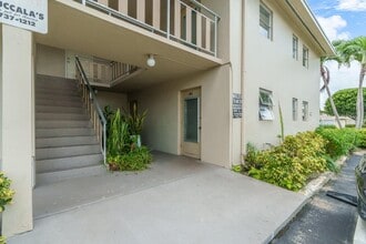 410 NE 17th Ave, Unit 101 in Boynton Beach, FL - Building Photo - Building Photo