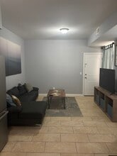 142 Ripley Pl, Unit 2nd Fl Apartment in Elizabeth, NJ - Foto de edificio - Building Photo