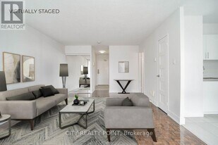 33 Isabella St in Toronto, ON - Building Photo