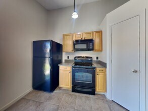 5545 New Cambridge Rd in Orlando, FL - Foto de edificio - Building Photo