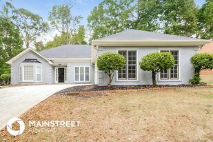 1393 Crooked Tree Cir in Stone Mountain, GA - Building Photo