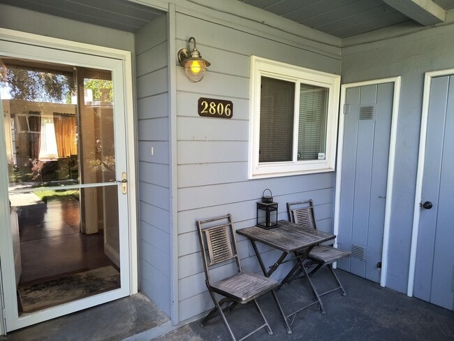 2806 Santa Paula Ct in Sacramento, CA - Building Photo - Building Photo