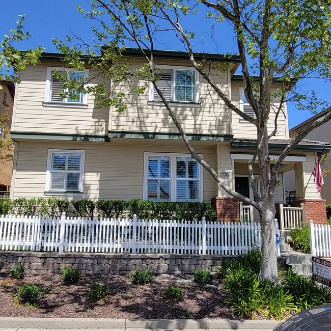 property at 1907 Center Ave