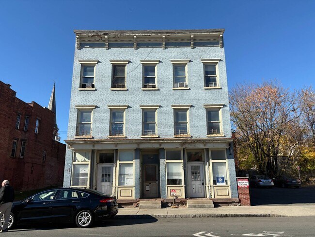 347 S Pearl St in Albany, NY - Building Photo - Building Photo